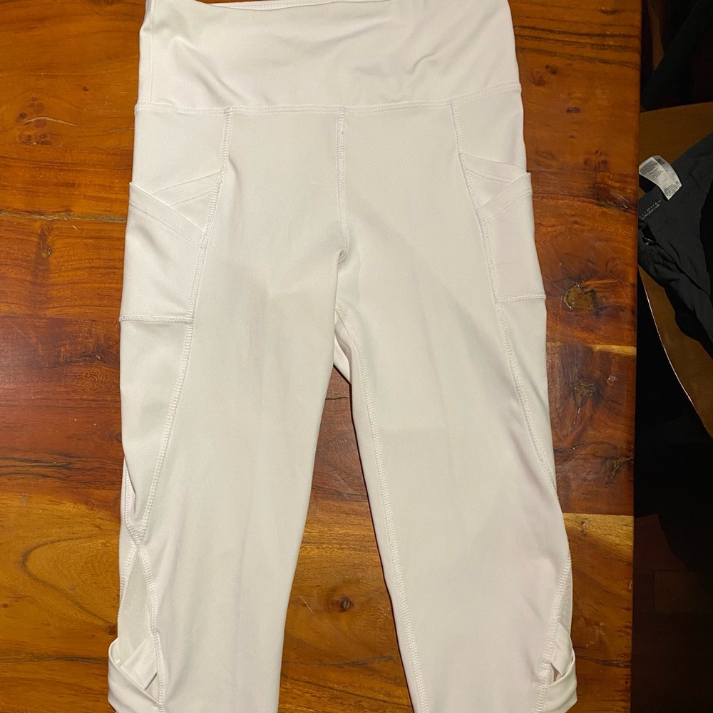 White Bally leggings go yoga pants with side‎ pockets women’s size medium